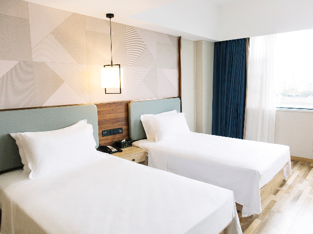 柏曼酒店衡阳雁峰广场湘江南路店