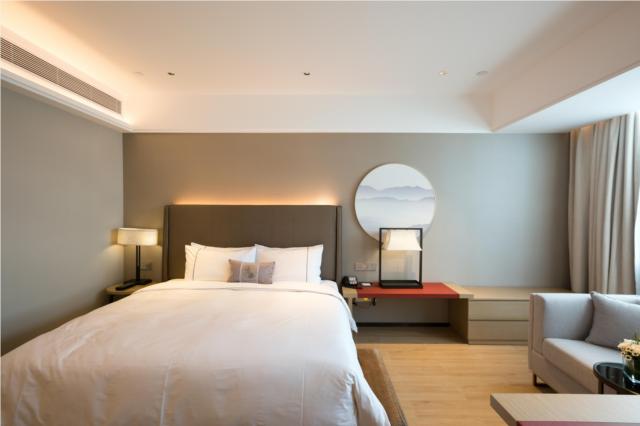 怡程酒店三明市政府大润发店