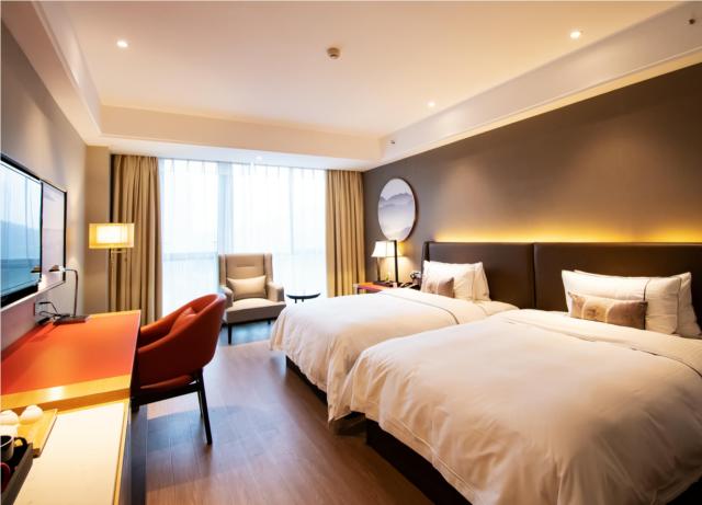 怡程酒店三明市政府大润发店